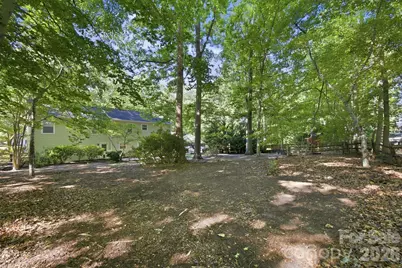 405 Leighton Court, Matthews, NC 28105 - Photo 4