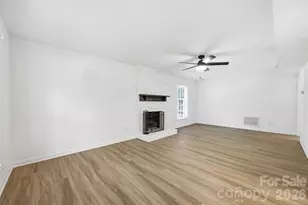 405 Leighton Ct, Matthews, NC 28105 - Photo 14