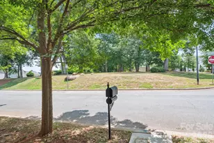 11612 Galashiels Dr, Huntersville, NC 28078 - Photo 4