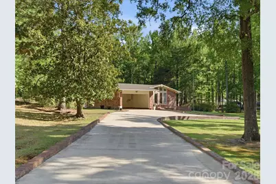 2904 Lyndell Way, Lancaster, SC 29720 - Photo 2