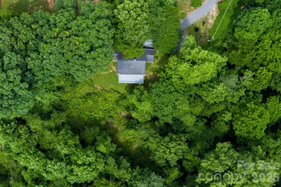 83 E View Street, Marion, NC 28752 - Photo 2