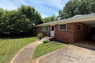 2012 N Deal Ave, Newton, NC 28658 - Photo 2