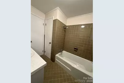 2012 N Deal Avenue, Newton, NC 28658 - Photo 14