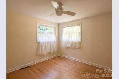 2012 N Deal Avenue, Newton, NC 28658 - Photo 16