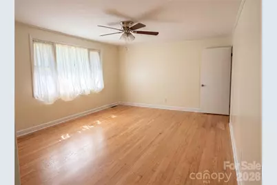 2012 N Deal Avenue, Newton, NC 28658 - Photo 12