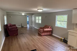 45 Overbrook Dr, Saluda, NC 28773 - Photo 8