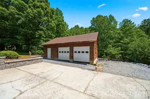 2079 Icard Ridge Rd, Taylorsville, NC 28681 - Photo 44