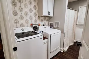 624 Princess St, Gastonia, NC 28052 - Photo 10