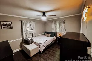 624 Princess St, Gastonia, NC 28052 - Photo 8
