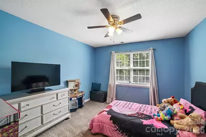5427 Kimmerly Woods Drive, Charlotte, NC 28215 - Photo 14