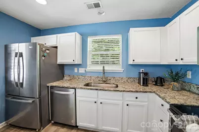 5427 Kimmerly Woods Drive, Charlotte, NC 28215 - Photo 6
