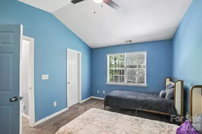 5427 Kimmerly Woods Drive, Charlotte, NC 28215 - Photo 18