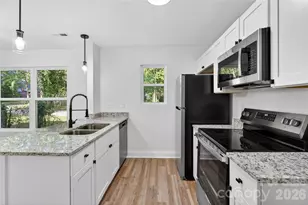 94 White Oak St, Chester, SC 29706 - Photo 6