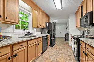1040 Foxrun Cir SE, Concord, NC 28025 - Photo 10