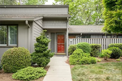 434 Crowfields Drive, Asheville, NC 28803 - Photo 2