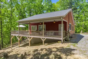 565 Pinewood Knoll Dr, Hendersonville, NC 28739 - Photo 38