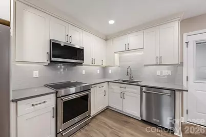4700 Walden Court, Charlotte, NC 28210 - Photo 10