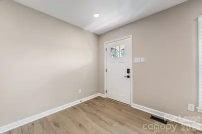 4700 Walden Court, Charlotte, NC 28210 - Photo 6