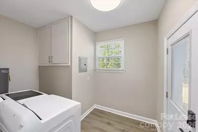 4700 Walden Court, Charlotte, NC 28210 - Photo 16