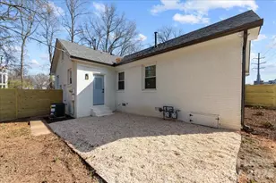 4706 Walden Ct, Charlotte, NC 28210 - Photo 32