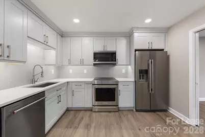 4706 Walden Court, Charlotte, NC 28210 - Photo 12
