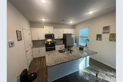 118 N Hill Lane, Troutman, NC 28166 - Photo 8
