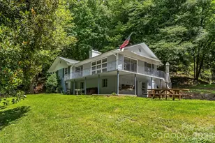 98 Limberlost Dr, Hendersonville, NC 28739 - Photo 1