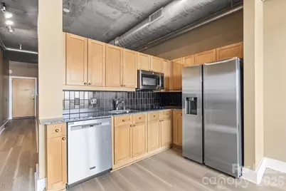 505 E 6th Street #814, Charlotte, NC 28202 - Photo 8