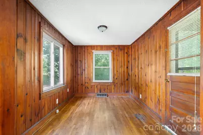 722 E F Street, Newton, NC 28658 - Photo 6