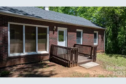 722 E F Street, Newton, NC 28658 - Photo 16