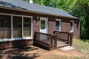 722 E F St, Newton, NC 28658 - Photo 16