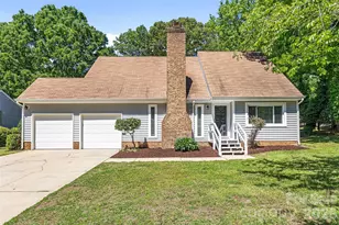 9526 Fairway Ridge Rd, Charlotte, NC 28277 - Photo 1