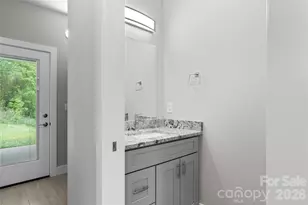 128 Rock Hill Rd, Asheville, NC 28803 - Photo 8