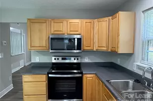 3251 Blythe Ridge Ct, Charlotte, NC 28213 - Photo 6