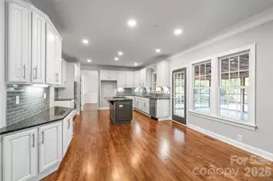 907 Hickory Stick Dr, Fort Mill, SC 29715 - Photo 10