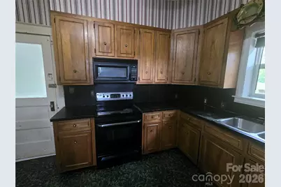 804 Emmanuel Church Road, Conover, NC 28613 - Photo 18