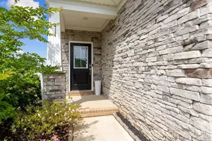 411 Hickory Vw Dr, Rock Hill, SC 29732 - Photo 2