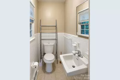 406 E L Street, Newton, NC 28658 - Photo 14
