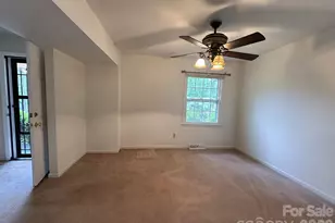 406 E L St, Newton, NC 28658 - Photo 4