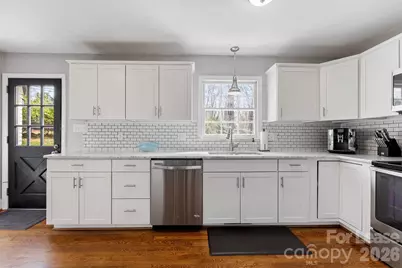 1116 Circlewood Drive, Charlotte, NC 28211 - Photo 14