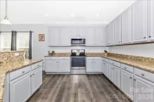 10006 Rocky Ford Club Rd, Charlotte, NC 28269 - Photo 2