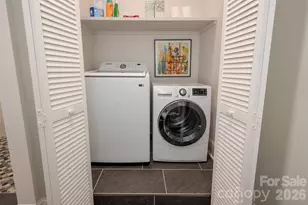 400 N Church St, Charlotte, NC 28202 - Photo 12