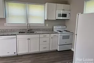 206 Wall St, Salisbury, NC 28146 - Photo 2