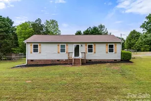 5129 Harmony Church Rd, Edgemoor, SC 29712 - Photo 2