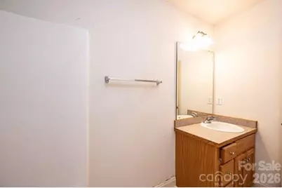 1919 2nd Avenue SW, Hickory, NC 28602 - Photo 18