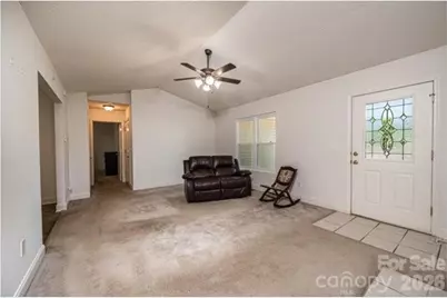1919 2nd Avenue SW, Hickory, NC 28602 - Photo 6