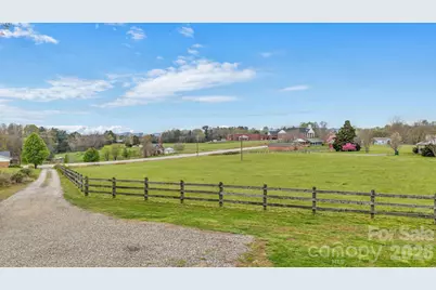 2228 Sparta Road, North Wilkesboro, NC 28659 - Photo 4