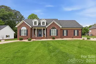 169 Sagemore Rd, Mooresville, NC 28117 - Photo 2