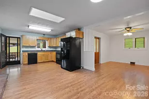 55 Boydston St, Canton, NC 28716 - Photo 12