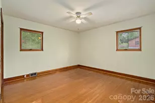 55 Boydston St, Canton, NC 28716 - Photo 22